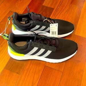 NWT Adidas Men's Cloudfoam Racer - size 12